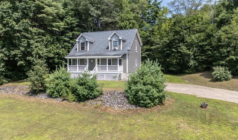 17 Eero Dr, Belmont, NH 03220 - 4 Beds, 4 Bath
