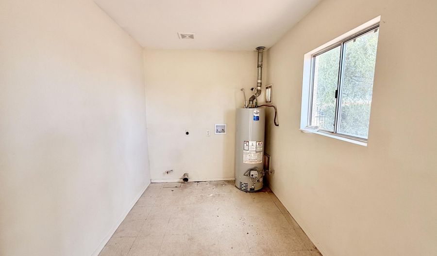 1459 N FRENCH St, Casa Grande, AZ 85122 - 3 Beds, 2 Bath