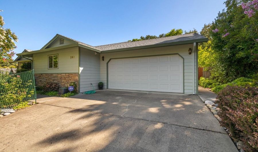 260 Acorn Dr, Angels Camp, CA 95222 - 3 Beds, 2 Bath