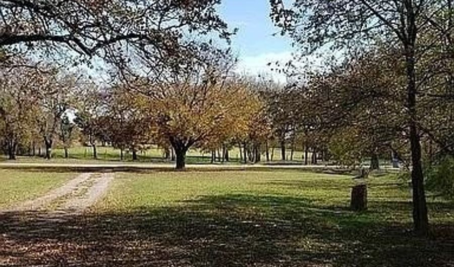 511 E Oakdale St 314, Keene, TX 76059 - 3 Beds, 2 Bath
