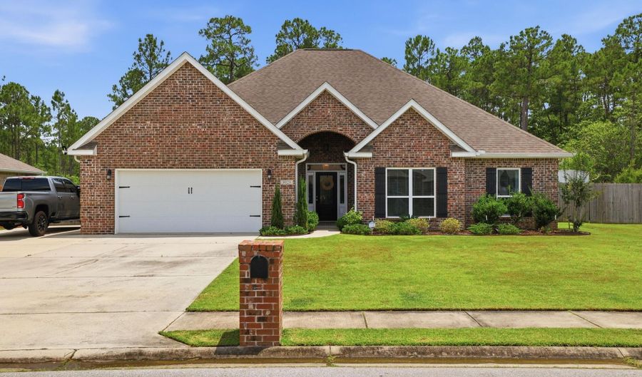 9028 River Birch Dr, Biloxi, MS 39532 - 5 Beds, 3 Bath