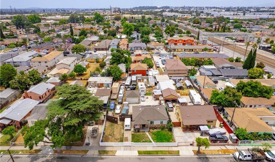 116 E Tichenor St, Compton, CA 90220 - 3 Beds, 1 Bath