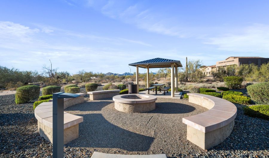 5100 E RANCHO PALOMA Dr 2072, Cave Creek, AZ 85331 - 2 Beds, 2 Bath