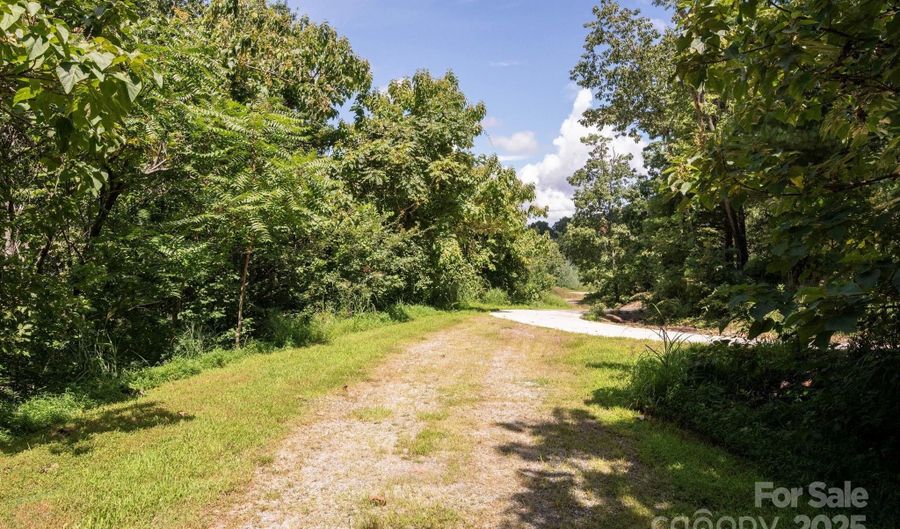 44 Giffords Ln 17, Asheville, NC 28803 - 0 Beds, 0 Bath