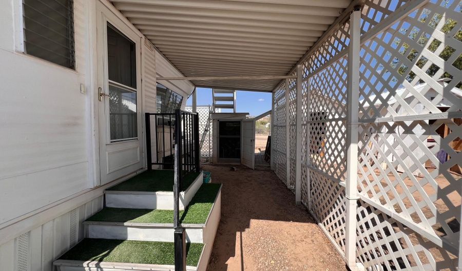 1185 N Basyl Ln, Benson, AZ 85602 - 2 Beds, 1 Bath