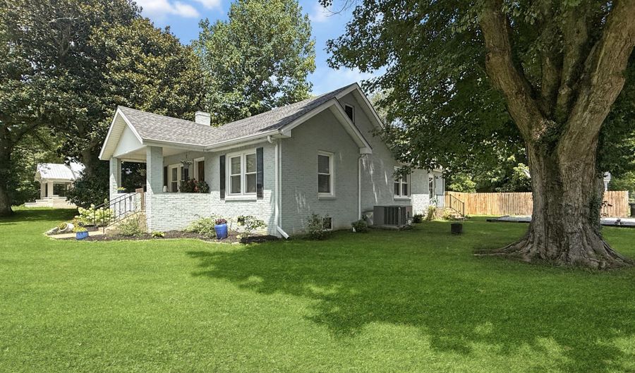 1558 Almo Rd, Almo, KY 42020 - 3 Beds, 2 Bath