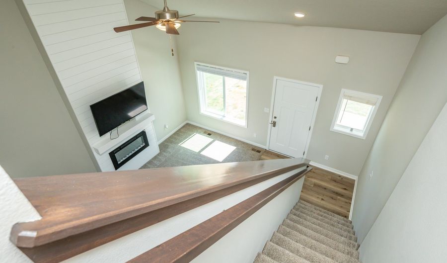 2643 20th St SW, Altoona, IA 50009 - 3 Beds, 3 Bath