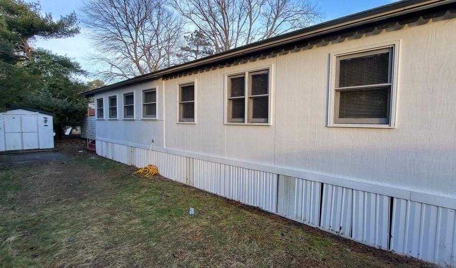 105 JUNIPER, Barnegat, NJ 08005 - 2 Beds, 1 Bath