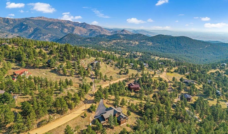 716 Brook Rd, Boulder, CO 80302 - 4 Beds, 4 Bath