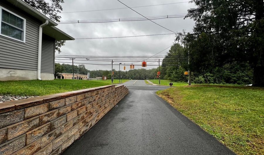 1253 Yardville Allentown Rd 2nd flr, Allentown, NJ 08501 - 1 Beds, 1 Bath