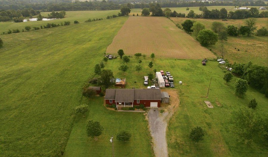 2040 Wayside Inn Rd, Barlow, KY 42024 - 3 Beds, 2 Bath