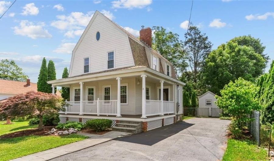 11 Taft St, Coventry, RI 02816 - 4 Beds, 2 Bath