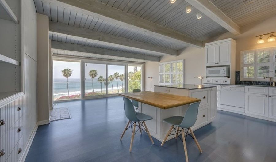 122 Spindrift Ln, Rancho Palos Verdes, CA 90275 - 2 Beds, 2 Bath