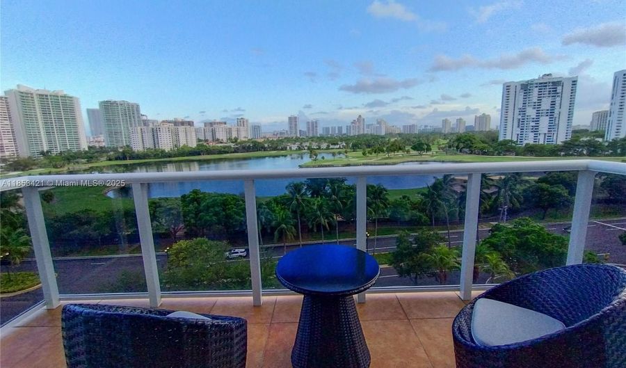3625 N Country Club Dr 1004, Aventura, FL 33180 - 2 Beds, 2 Bath