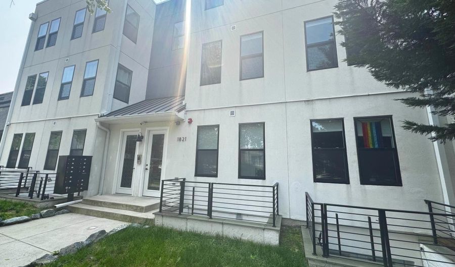 1821 I St NE 3, Washington, DC 20002 - 2 Beds, 2 Bath