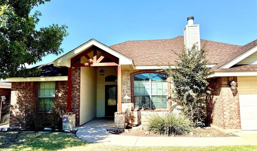 334 Miss Ellie Ln, Abilene, TX 79602 - 3 Beds, 2 Bath