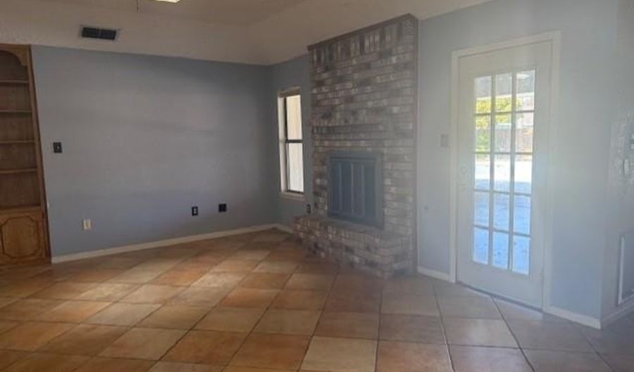 3834 Westchester Dr, Abilene, TX 79606 - 3 Beds, 2 Bath