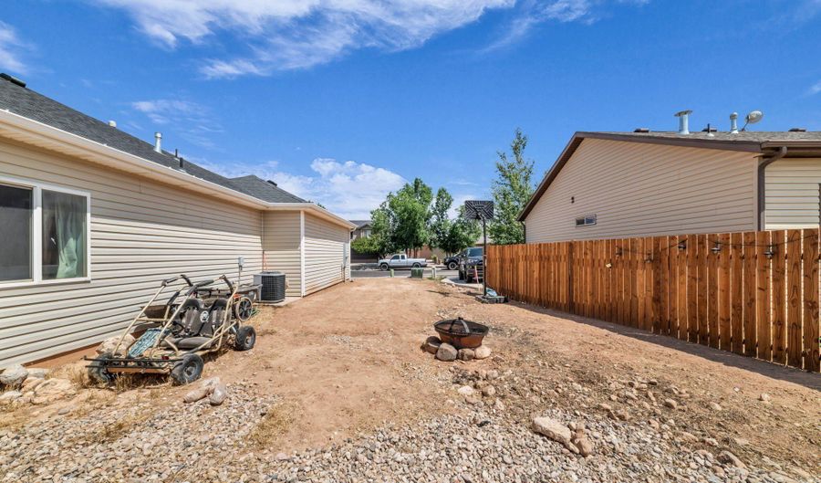 2721 N Mountain Valley Trl, Cedar City, UT 84721 - 3 Beds, 2 Bath