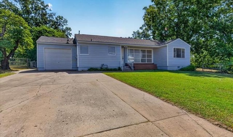 1610 S Shawnee Ave, Bartlesville, OK 74003 - 2 Beds, 1 Bath
