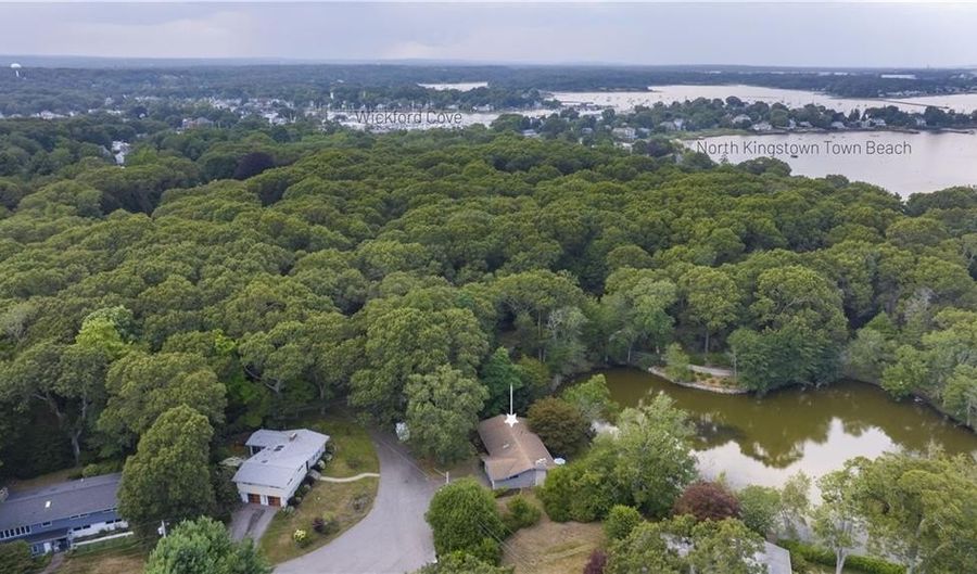11 Guzeika Rd, North Kingstown, RI 02852 - 3 Beds, 3 Bath