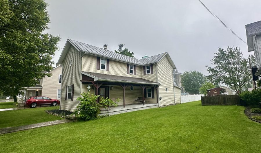 309 E Main Cross St, Arlington, OH 45814 - 4 Beds, 2 Bath