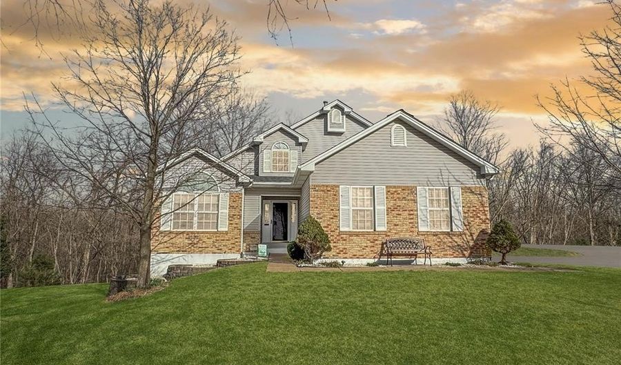 3451 Boca Raton Dr, Arnold, MO 63010 - 3 Beds, 3 Bath