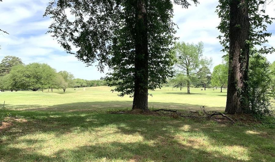 1701 CLARK St, Bastrop, LA 71220 - 3 Beds, 2 Bath