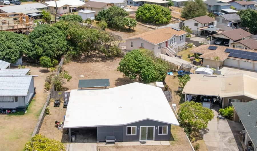 522 Niau St, Kahului, HI 96732 - 4 Beds, 2 Bath