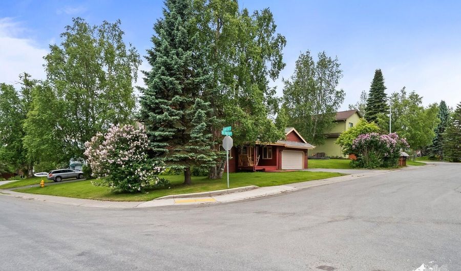4830 Retriever Cir, Anchorage, AK 99502 - 4 Beds, 3 Bath