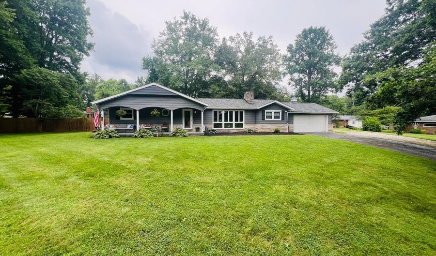 89 Woodlawn Dr, Batesville, IN 47006 - 3 Beds, 2 Bath