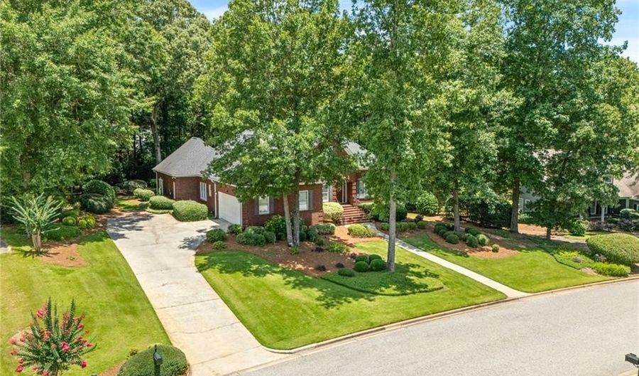1421 CROSSING Way, Auburn, AL 36830 - 3 Beds, 3 Bath