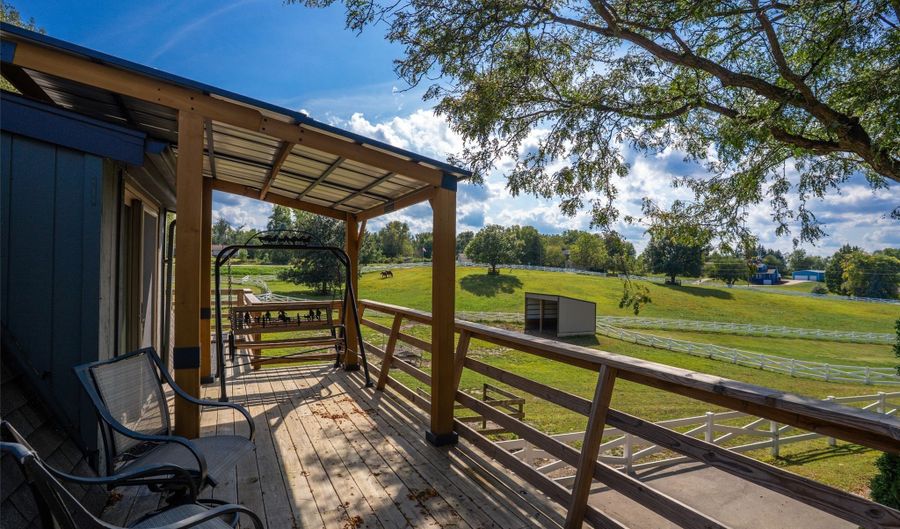 4175 NE 64th St, Altoona, IA 50009 - 4 Beds, 5 Bath