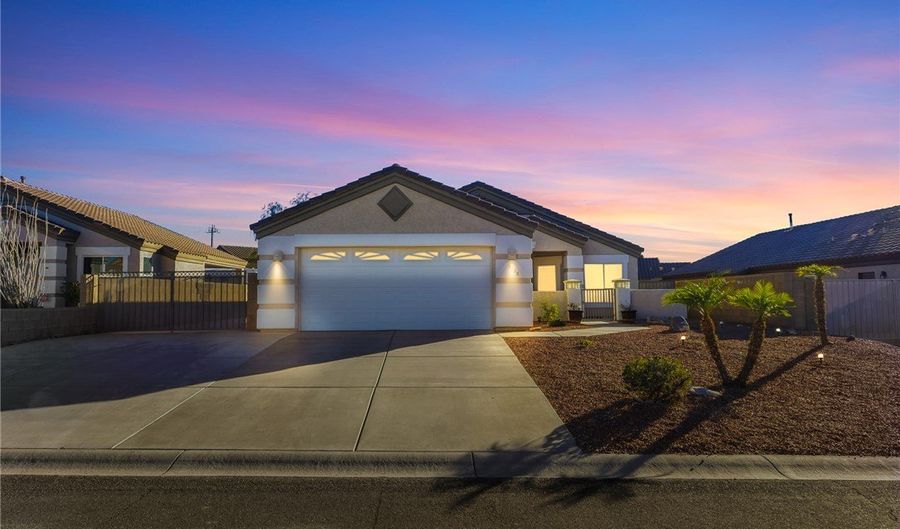 2368 Northstar Rd, Bullhead City, AZ 86442 - 3 Beds, 2 Bath