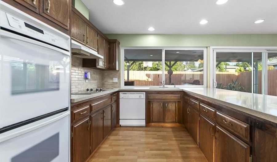 4599 DAUER Ave, La Mesa, CA 91942 - 3 Beds, 2 Bath