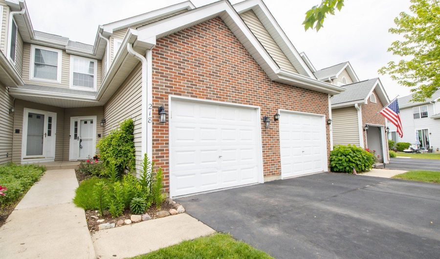 218 Partridge Ct, Algonquin, IL 60102 - 2 Beds, 3 Bath