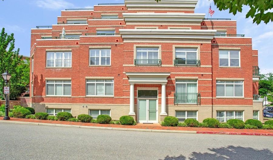 66 FRANKLIN St #20, Annapolis, MD 21401 - 1 Beds, 2 Bath