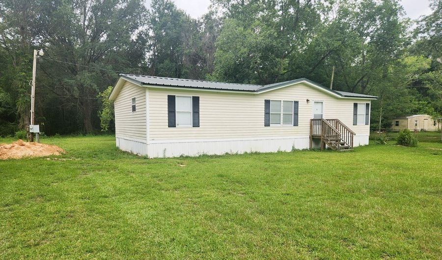 2610 North Ave, Albany, GA 31707 - 3 Beds, 2 Bath