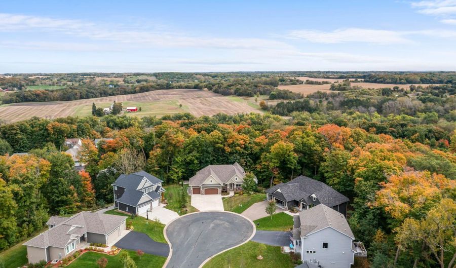2008 Little Creek Cir, Rockford, MN 55373 - 4 Beds, 4 Bath