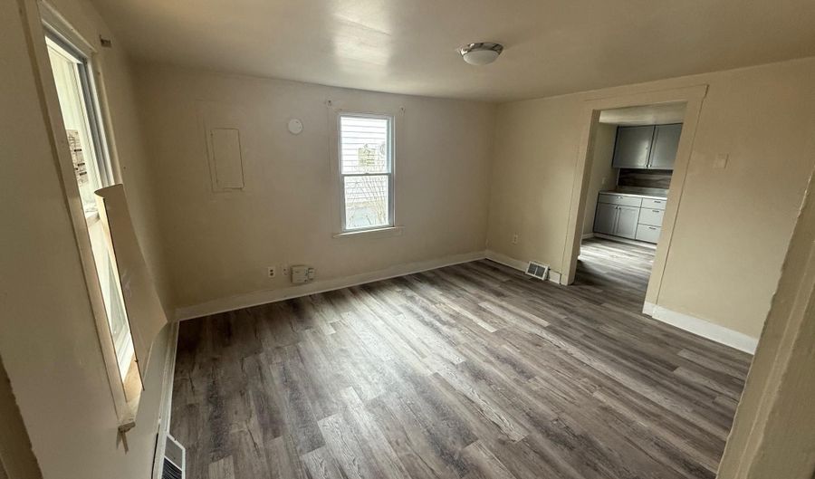 745 SCHOFIELD Ave, Aberdeen, MD 21001 - 4 Beds, 2 Bath