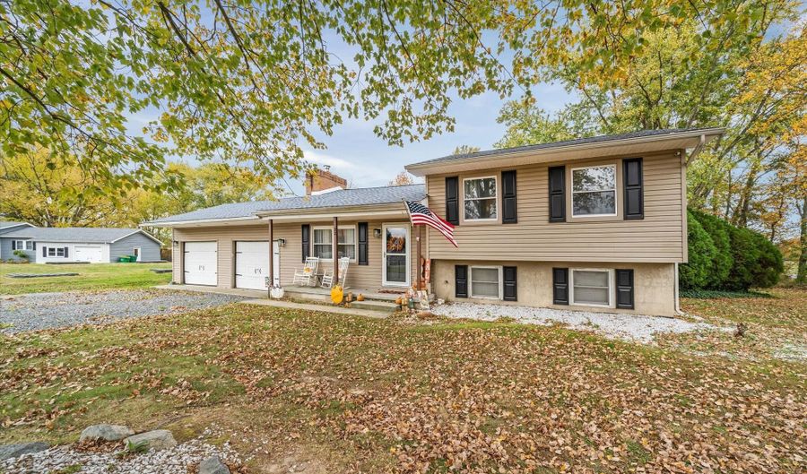 22 NEWLIN Dr, Clayton, DE 19938 - 3 Beds, 2 Bath