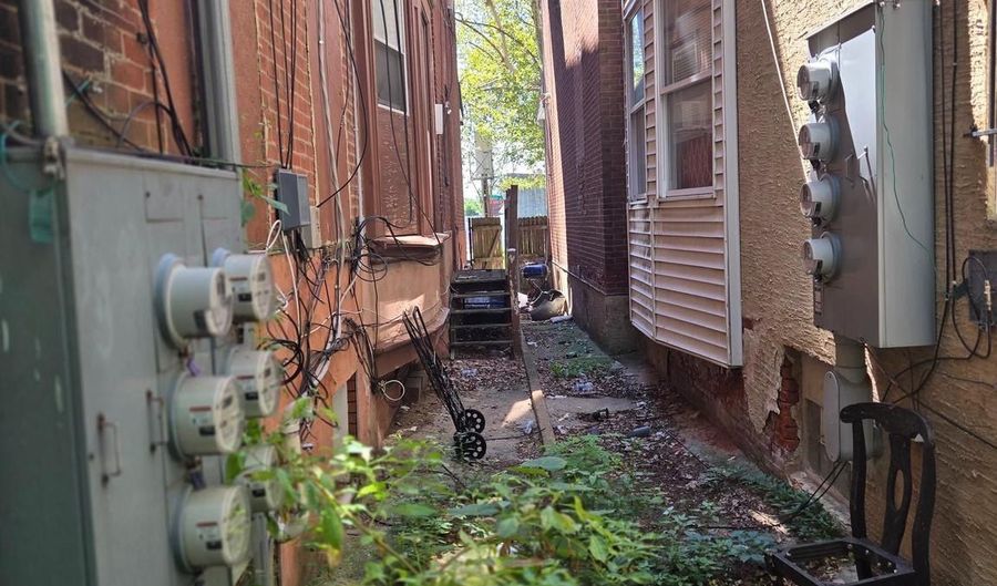 1211 W ALLEGHENY Ave, Philadelphia, PA 19133 - 0 Beds, 0 Bath