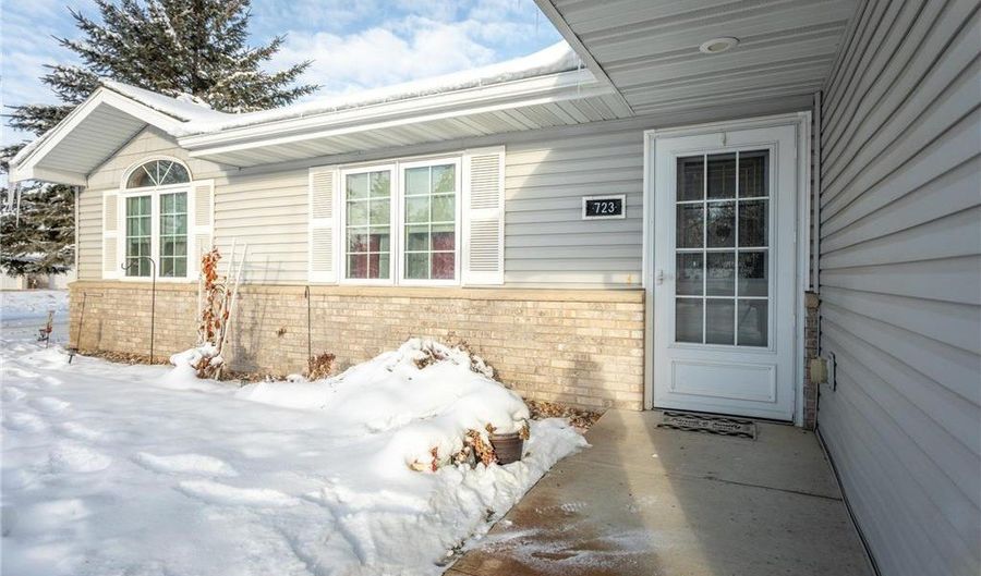 723 Amanda Ln, Alexandria, MN 56308 - 2 Beds, 2 Bath