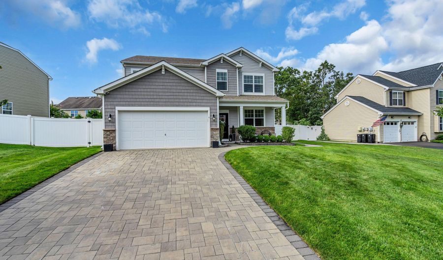 9 Cape Cod Ave, Barnegat, NJ 08005 - 5 Beds, null Bath
