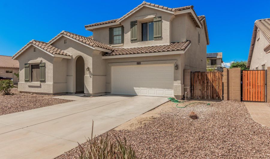22164 W DEVIN Dr, Buckeye, AZ 85326 - 5 Beds, 3 Bath