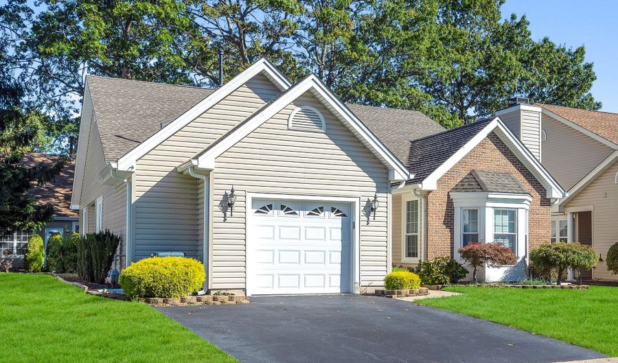 96 Sandpiper Dr, Bayville, NJ 08721 - 2 Beds, 2 Bath