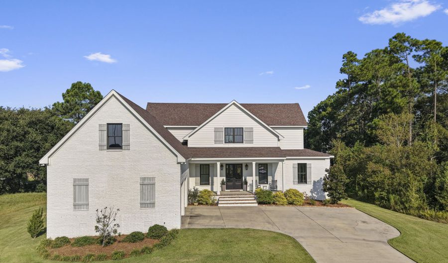 407 Goose Pointe Blvd, Biloxi, MS 39531 - 4 Beds, 4 Bath