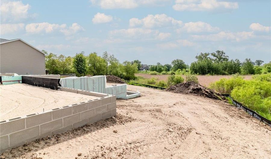 100 Schwinghammer Dr, Albany, MN 56307 - 4 Beds, 3 Bath