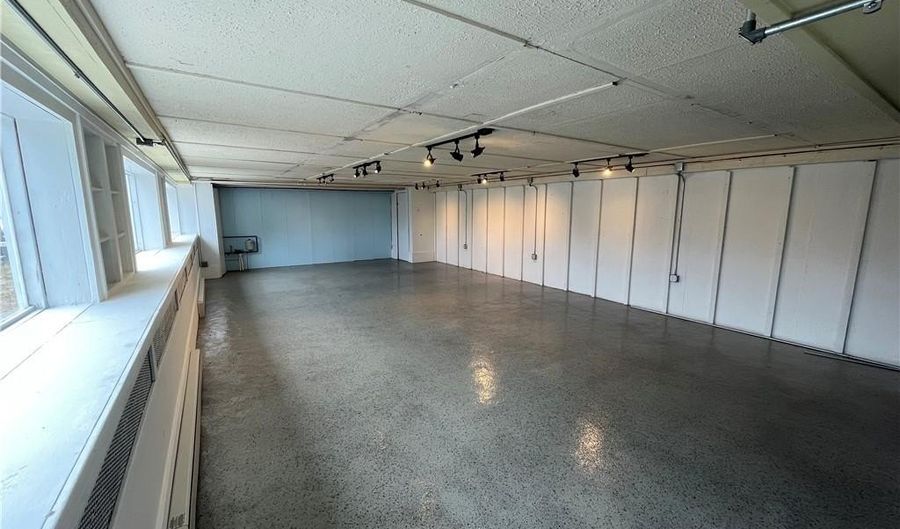 1049 Tiogue Ave, Coventry, RI 02816 - 0 Beds, 0 Bath