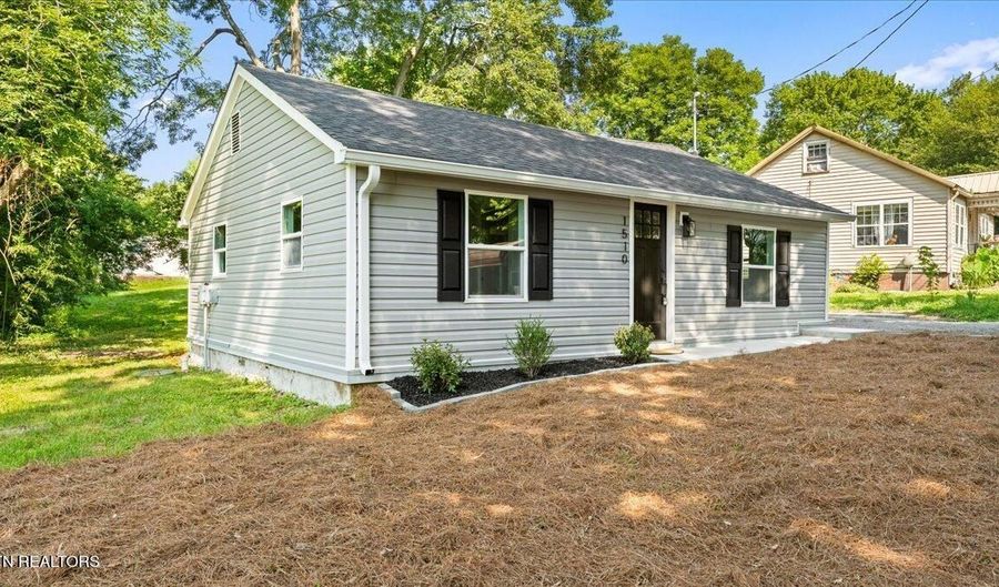 1510 Adams St, Athens, TN 37303 - 2 Beds, 1 Bath