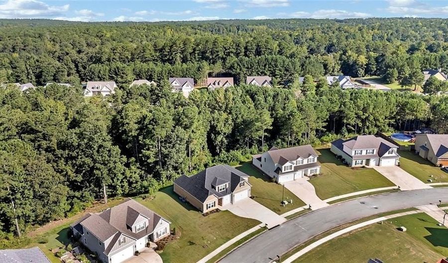 616 Whispering Pines Dr, Macon, GA 31211 - 5 Beds, 4 Bath